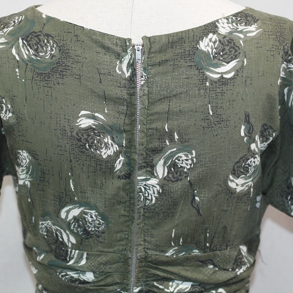 Green Floral Dress - Picture 7 of 10